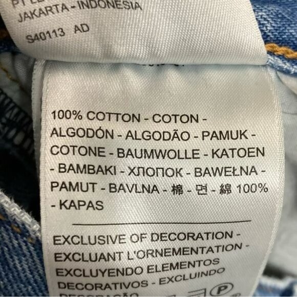 Levis Premium Wedgie Fit‎ High-Rise Distressed Straight Leg Jeans Size 24 - Picture 6 of 15